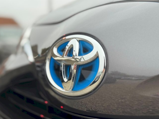 Toyota Toyota Yaris III 100h Chic 5p
