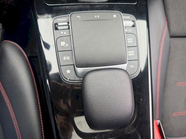 Mercedes-Benz Mercedes-Benz Classe A 220 d 190ch AMG Line 8G-DCT 10cv
