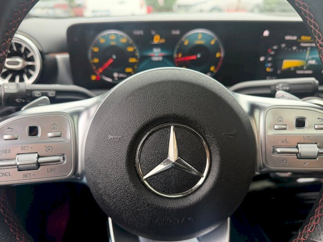 Mercedes-Benz Mercedes-Benz Classe A 220 d 190ch AMG Line 8G-DCT 10cv