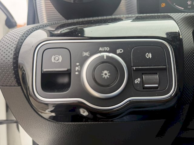 Mercedes-Benz Mercedes-Benz Classe A 220 d 190ch AMG Line 8G-DCT 10cv