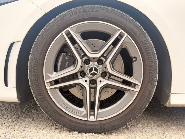 Mercedes-Benz Mercedes-Benz Classe A 220 d 190ch AMG Line 8G-DCT 10cv