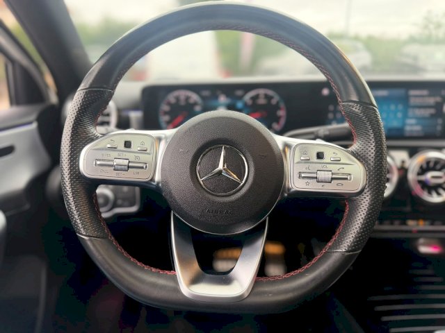 Mercedes-Benz Mercedes-Benz Classe A 220 d 190ch AMG Line 8G-DCT 10cv