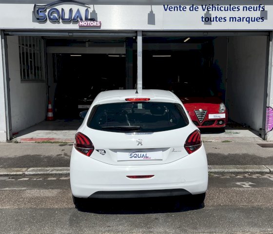 Peugeot Peugeot 208  1.2 PureTech 68ch Like 5p