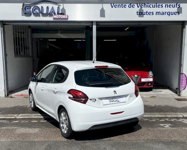 Peugeot Peugeot 208  1.2 PureTech 68ch Like 5p