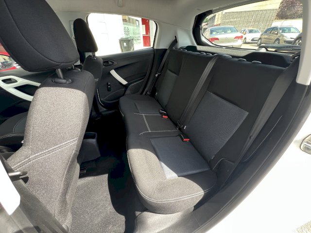 Peugeot Peugeot 208  1.2 PureTech 68ch Like 5p