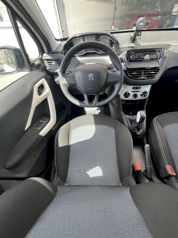 Peugeot Peugeot 208  1.2 PureTech 68ch Like 5p