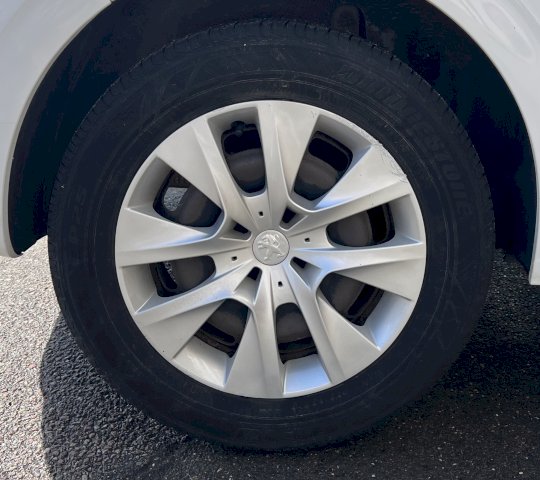 Peugeot Peugeot 208  1.2 PureTech 68ch Like 5p