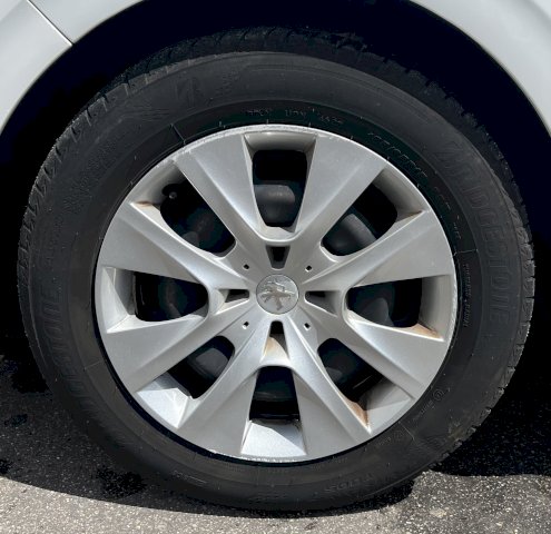 Peugeot Peugeot 208  1.2 PureTech 68ch Like 5p