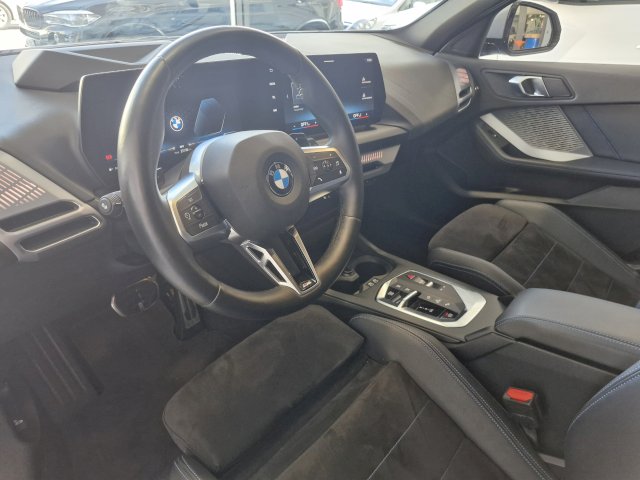 BMW BMW Série 1 120iA M-SPORT F70