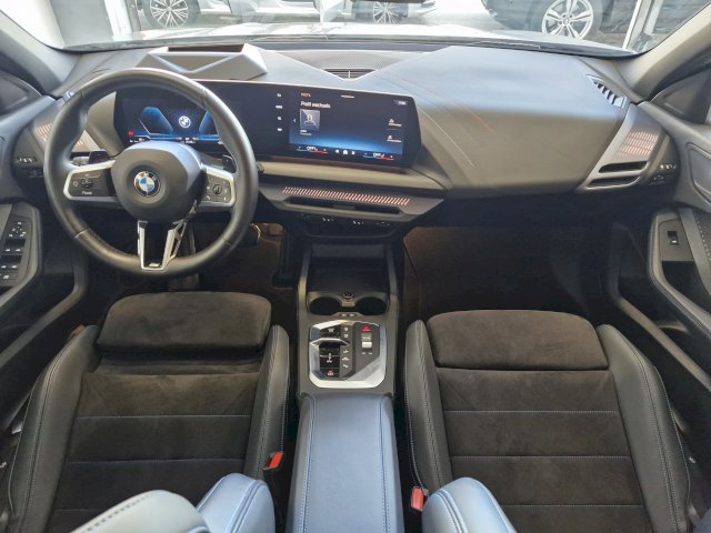 BMW BMW Série 1 120iA M-SPORT F70