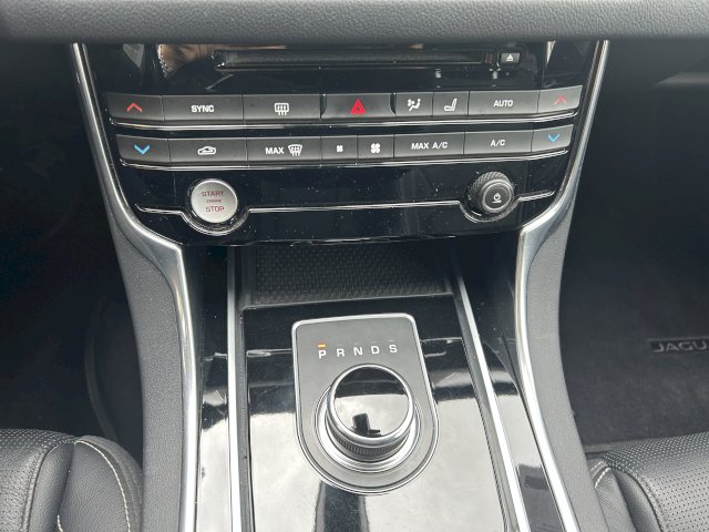 Jaguar Jaguar XF Estate II 2.0D 240ch R-Sport AWD BVA