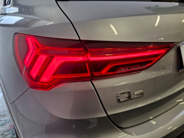 Audi Audi Q3 40 TFSI 190ch Design Luxe quattro S tronic 7 10cv