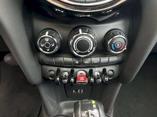 Mini Mini Mini 5p III (F55) One 102ch Shoreditch BVA