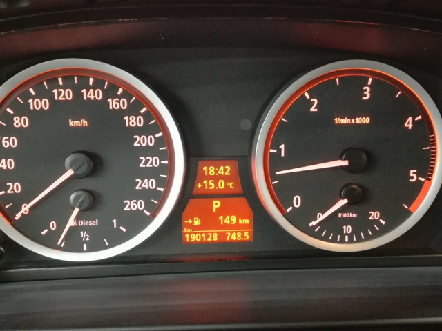 BMW BMW Série 5 (E60) 530 DA 218 Luxe (moteur  77000kms facture bmw)