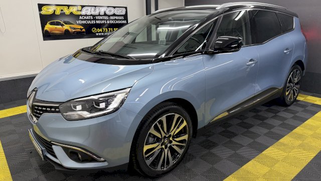 Renault Renault Grand Scenic 1.7 Blue dCi 150 Initiale Paris EDC Bose / Attelage 50000kms / Entretien complet renault !