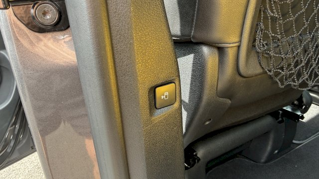 Peugeot Traveller HDI 180 EAT6 Allure L3 Attelage / Pack Son / 8 Places / 15000€ HT