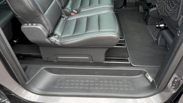 Peugeot Traveller HDI 180 EAT6 Allure L3 Attelage / Pack Son / 8 Places / 15000€ HT