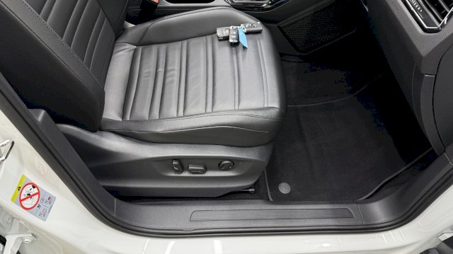 Volkswagen Touran 2.0 TDI 150 DSG7 Highline BlueMotion 7 Places / Webasto / Attelage / TO