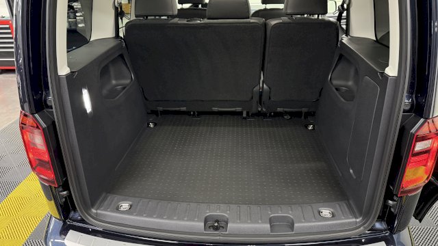 Volkswagen Caddy 2.0 TDI 150 Highline R-Line BlueMotionTech