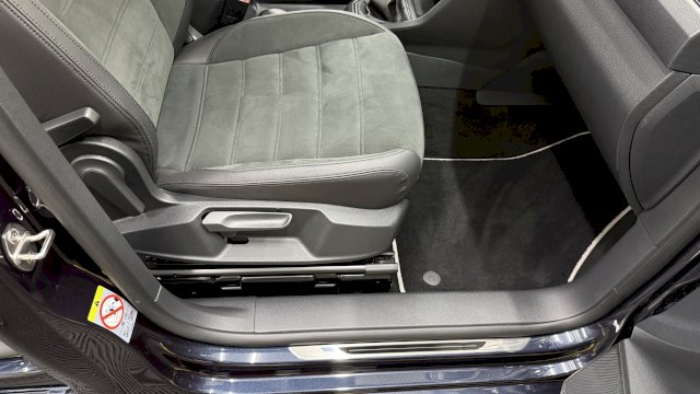 Volkswagen Caddy 2.0 TDI 150 Highline R-Line BlueMotionTech