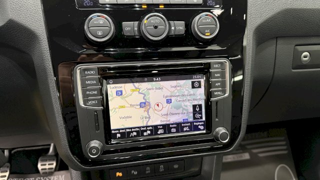 Volkswagen Caddy 2.0 TDI 150 Highline R-Line BlueMotionTech