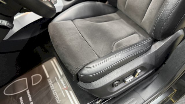 Audi SQ5 3.0 TDI 326 competition quattro Toit Ouvrant / Attelage /Webasto