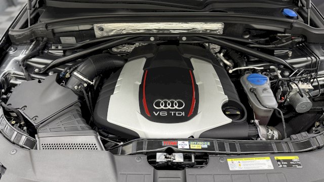 Audi SQ5 3.0 TDI 326 competition quattro Toit Ouvrant / Attelage /Webasto