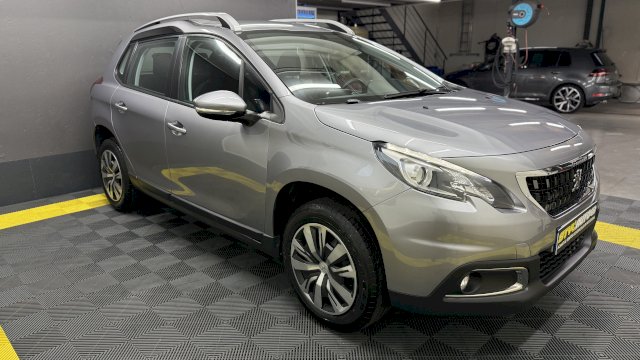 Peugeot Peugeot 2008 1.2 Essence 82 Active GPS/Radar/Galette