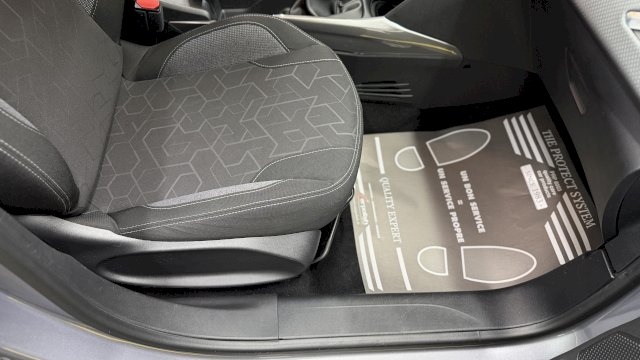 Peugeot Peugeot 2008 1.2 Essence 82 Active GPS/Radar/Galette