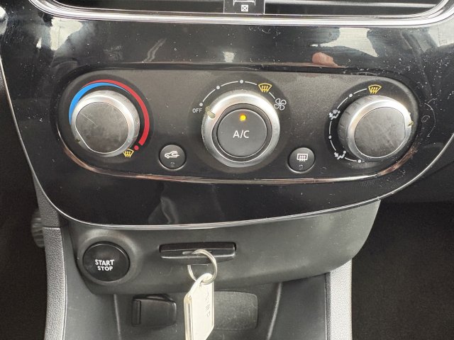 Renault Renault Clio SOCIETE DCI 90 ENERGY E6C MEDIANAV