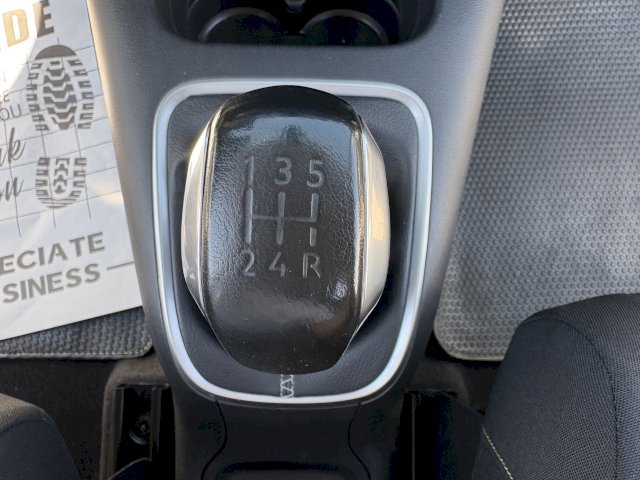 Citroën Citroën C3 SOCIETE BLUEHDI 75 S&S FEEL NAV
