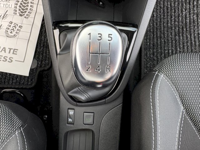 Renault Renault Clio SOCIETE DCI 90 ENERGY ECO2 82G AIR MEDIANAV