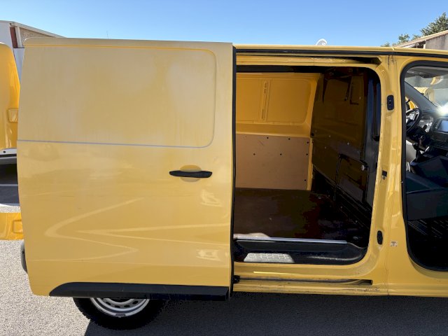 Citroën Citroën Jumpy M 1.6 Bluehdi 95 CONFORT 3 PL