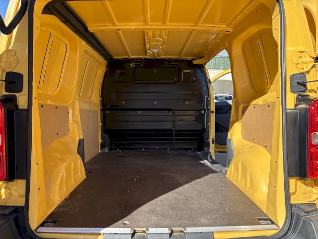 Citroën Citroën Jumpy M 1.6 Bluehdi 95 CONFORT 3 PL