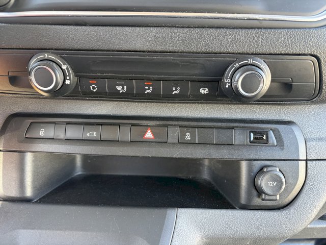 Citroën Citroën Jumpy M 1.6 Bluehdi 95 CONFORT 3 PL