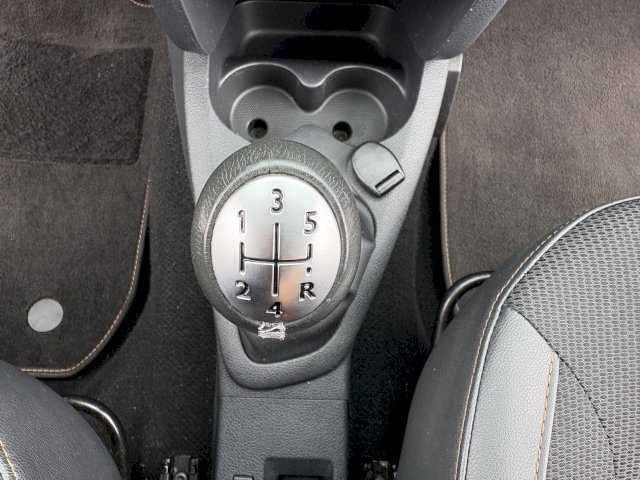 Dacia Dacia Sandero II (B52) 1.5 dCi 90ch Explorer