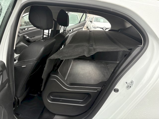 Renault Renault Megane IV SOCIETE BLUE DCI 115ch AIR NAV