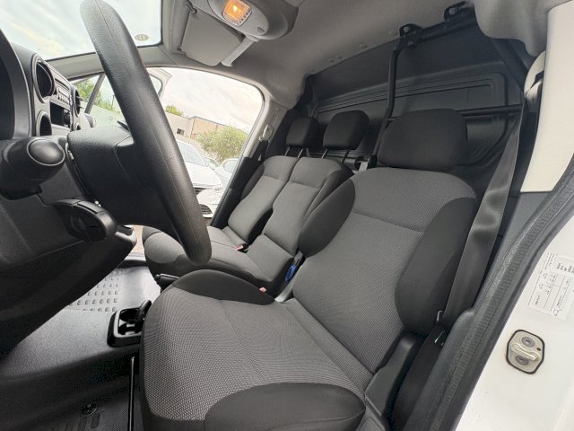 Peugeot Peugeot Partner STANDART 1.6 BLUEHDI 75 PREMIUM