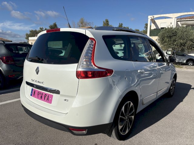 Renault Renault Grand Scenic III dCi 110 E6 Energy Bose eco² 5pl 2015
