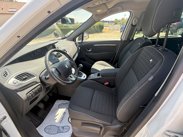 Renault Renault Scenic III (J95) 1.2 TCe 115ch energy Limited Euro6 2015