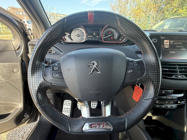 Peugeot Peugeot 208  1.6 THP 208ch GTi S&S 3p