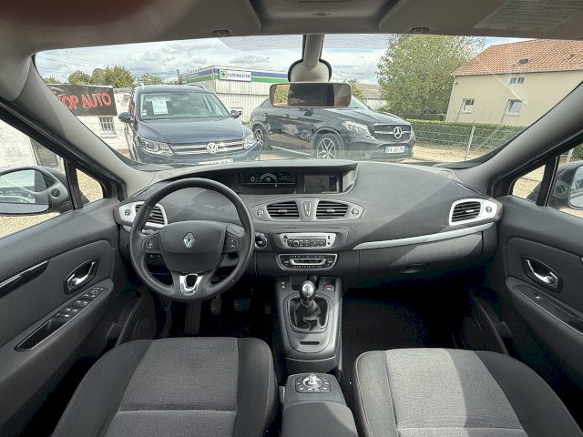 Renault Renault Scenic III (J95) 1.2 TCe 130ch energy Lounge