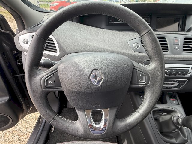 Renault Renault Scenic III (J95) 1.2 TCe 130ch energy Lounge