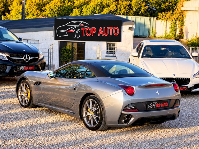 Ferrari Ferrari California  V8 4.3