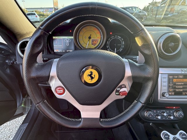 Ferrari Ferrari California  V8 4.3