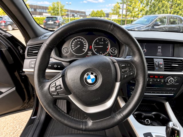 BMW BMW X3 II (F25) xDrive20dA 184ch Luxe